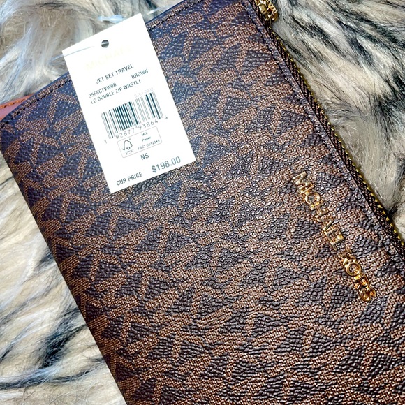NWT Micheal Kors Lg Double Zip Wristlet - Picture 4 of 4